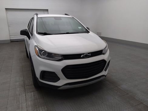 Used 2020 Chevrolet Trax LT w/ Redline Edition FWD image 14