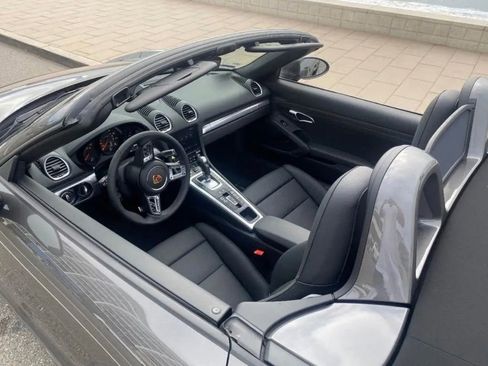 Used 2022 Porsche 718 Boxster RWD image 21