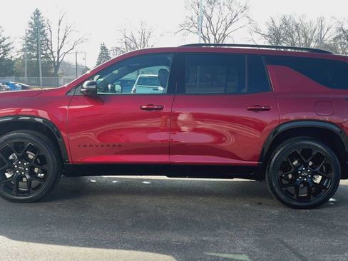 Certified 2024 Chevrolet Traverse RS image 5