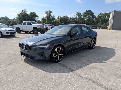 Used 2024 Volvo S60 B5 Plus FWD image 8