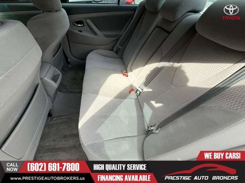 Used 2010 Toyota Camry FWD image 19