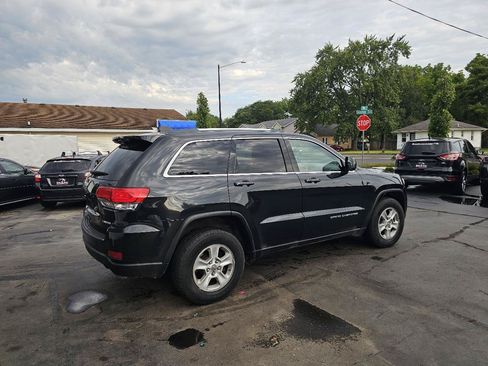 Used 2016 Jeep Grand Cherokee Laredo w/ Quick Order Package 23E AWD/4WD image 12