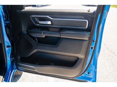Used 2022 RAM 1500 Big Horn AWD/4WD image 17