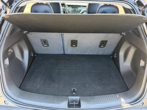 Used 2022 Chevrolet Bolt EUV Premier w/ Launch Edition FWD image 32