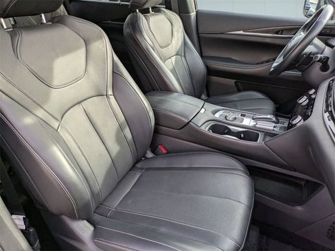 Used 2022 INFINITI QX60 Sensory w/ Cargo Package image 33