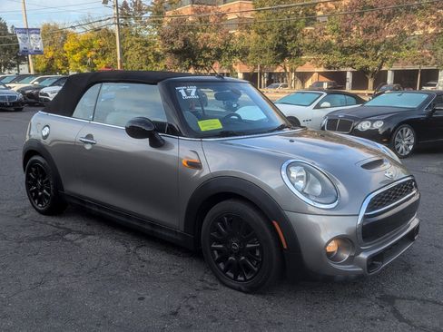 Used 2017 MINI Cooper S image 5