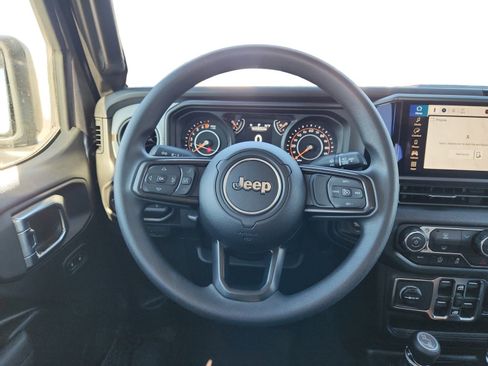 New 2026 Jeep Gladiator Sport image 12