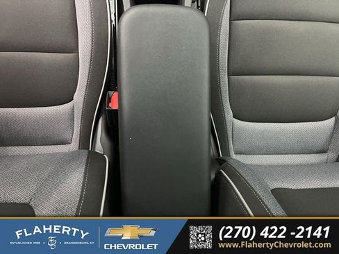 Used 2025 Chevrolet TrailBlazer LT image 32