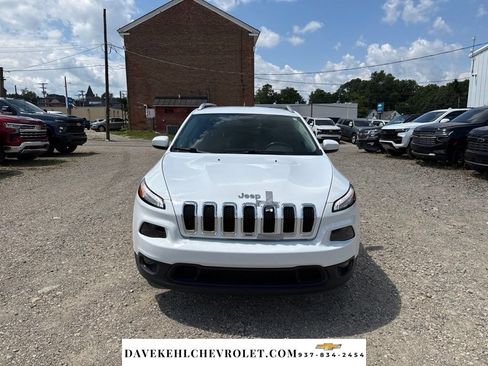 Used 2014 Jeep Cherokee Latitude FWD image 2