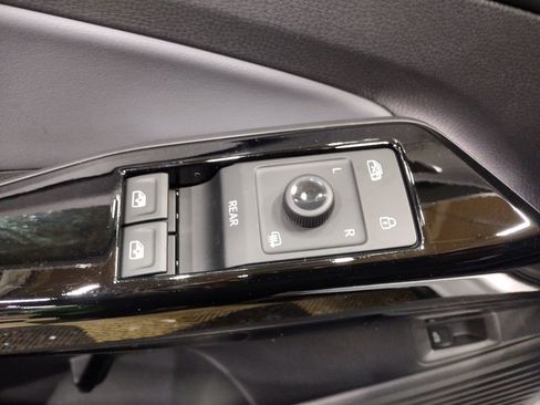 New 2026 Volkswagen ID.4 Pro S AWD/4WD image 19