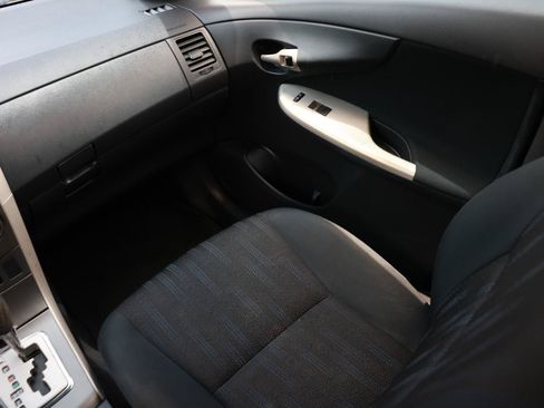 Used 2011 Toyota Corolla FWD image 22