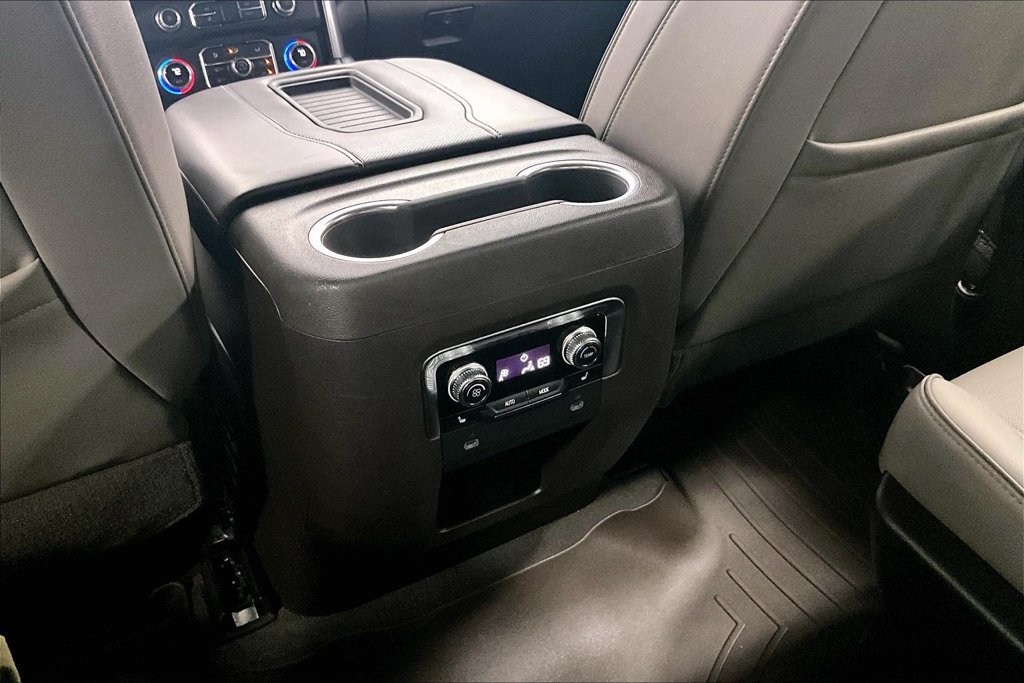 Used 2021 GMC Yukon SLT w/ SLT Premium Package RWD image 30