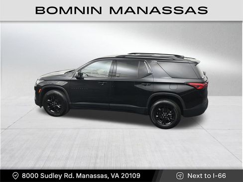 Used 2022 Chevrolet Traverse LS w/ Midnight/Sport Edition FWD image 27