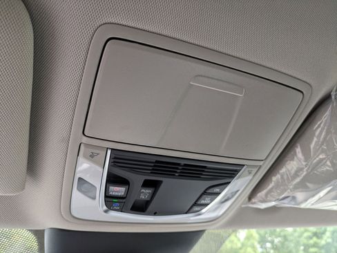 New 2025 Acura TLX w/ Technology Package image 22