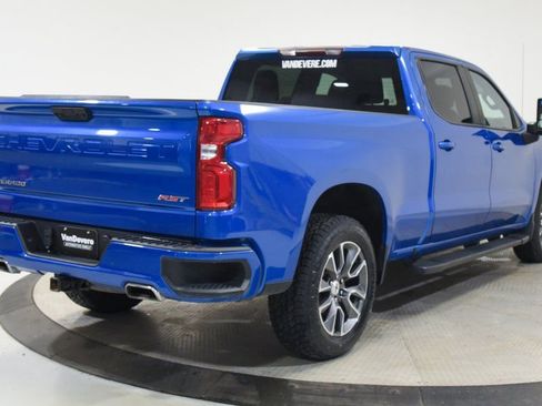 Used 2022 Chevrolet Silverado 1500 RST image 11