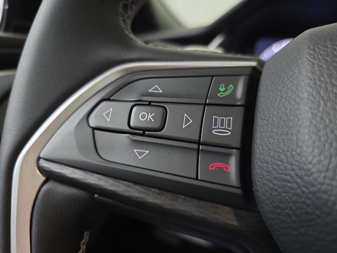 Used 2023 Jeep Grand Cherokee Altitude AWD/4WD image 19