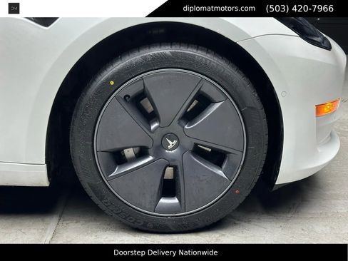 Used 2022 Tesla Model 3 Long Range image 38