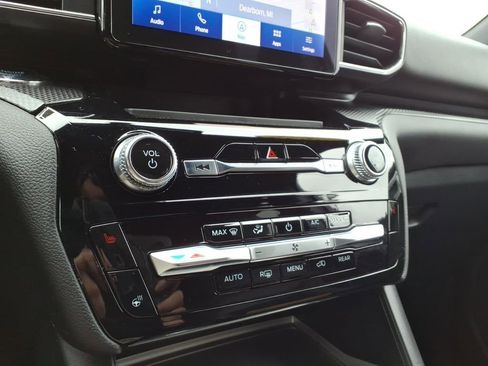 Used 2023 Ford Explorer ST-Line w/ Class IV Trailer Tow Package image 24