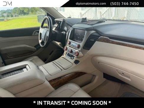 Used 2015 GMC Yukon Denali w/ Premium Package AWD/4WD image 2