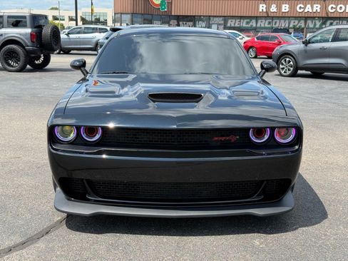 Used 2015 Dodge Challenger SRT Hellcat RWD image 3
