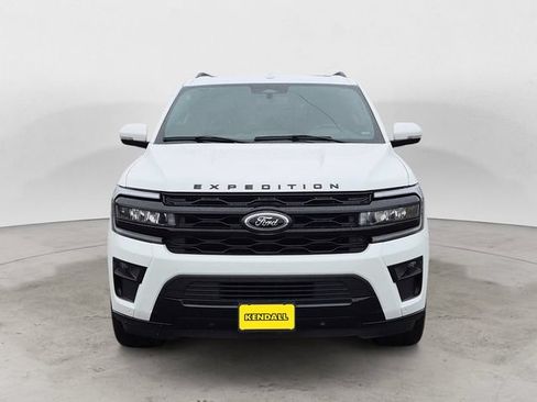 Certified 2024 Ford Expedition Limited AWD/4WD image 2