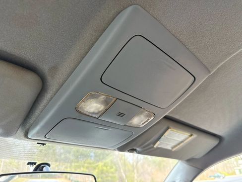 Used 2015 Toyota Tacoma 2WD Access Cab image 30