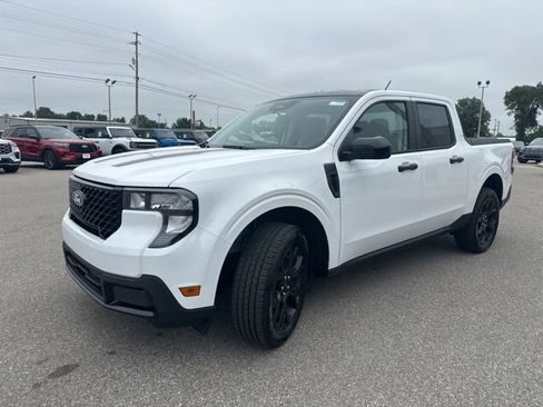 New 2026 Ford Maverick XLT w/ XLT Luxury Package AWD/4WD image 27