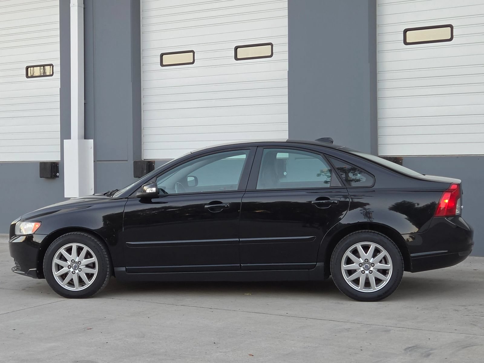 Used 2008 Volvo S40 2.4i FWD image 5