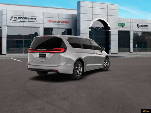 New 2026 Chrysler Pacifica Select image 6