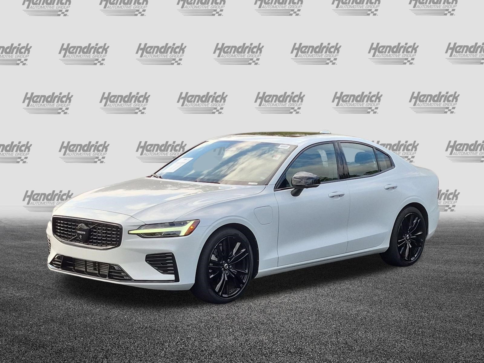 Used 2024 Volvo S60 T8 Ultimate AWD/4WD image 5