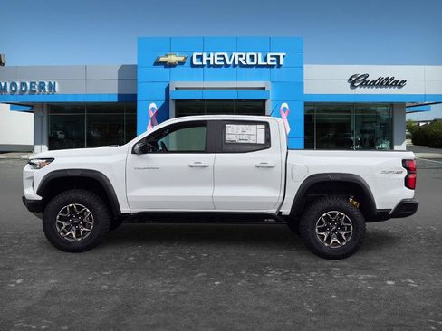 New 2026 Chevrolet Colorado ZR2 w/ Technology Package AWD/4WD image 2