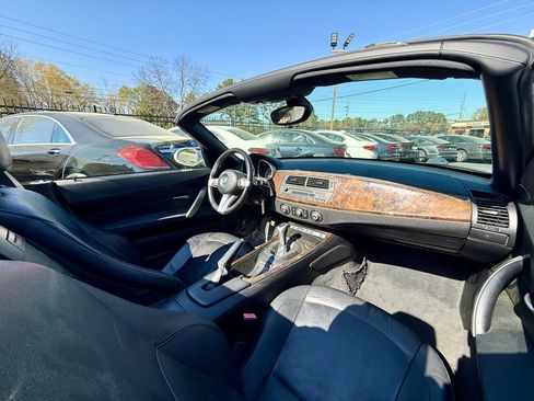 Used 2008 BMW Z4 3.0si RWD image 17