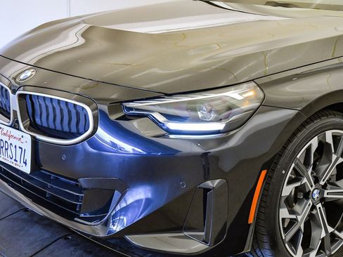 Used 2025 BMW 230i Coupe w/ Convenience Package image 9