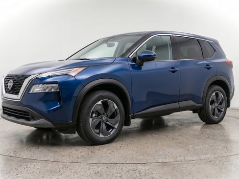 Used 2025 Nissan Rogue SV FWD image 3