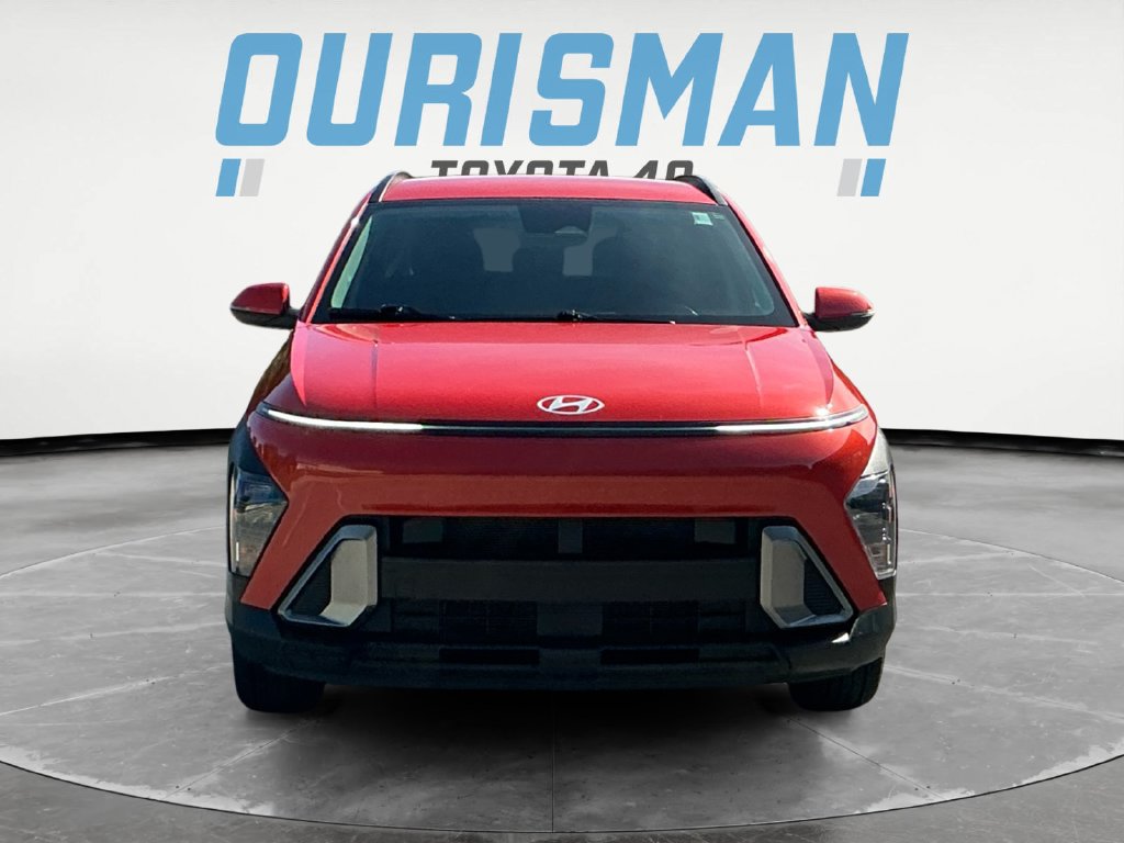 Used 2024 Hyundai Kona SEL FWD image 2