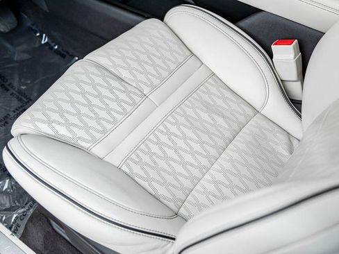 Used 2023 Lincoln Navigator L Black Label image 14