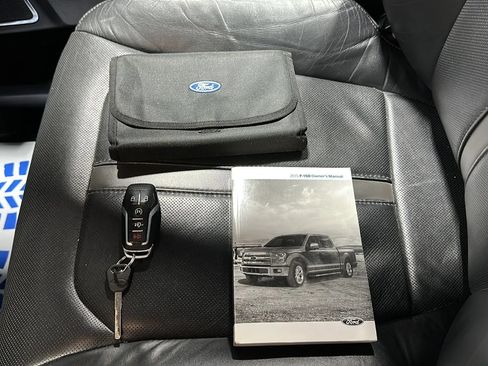 Used 2015 Ford F150 Platinum w/ Trailer Tow Package AWD/4WD image 28