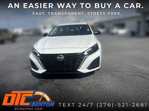 Used 2025 Nissan Altima 2.5 SV AWD/4WD image 8