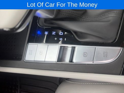 Used 2023 Hyundai Elantra Limited FWD image 38
