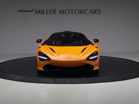Used 2021 McLaren 720S RWD image 12