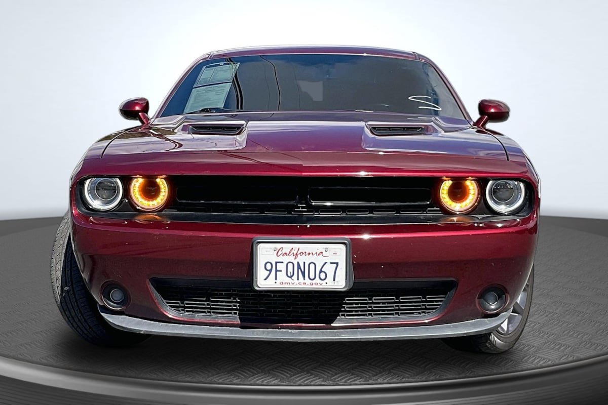 Used 2023 Dodge Challenger SXT w/ Blacktop Package RWD image 3
