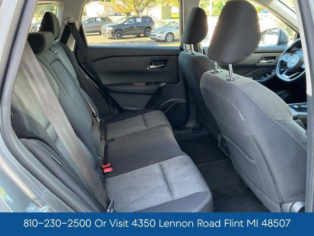 Used 2024 Nissan Rogue SV FWD image 33