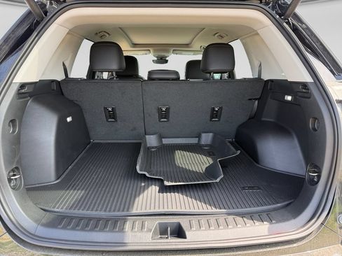 New 2026 GMC Terrain Denali w/ LPO, Floor Liner Package AWD/4WD image 44