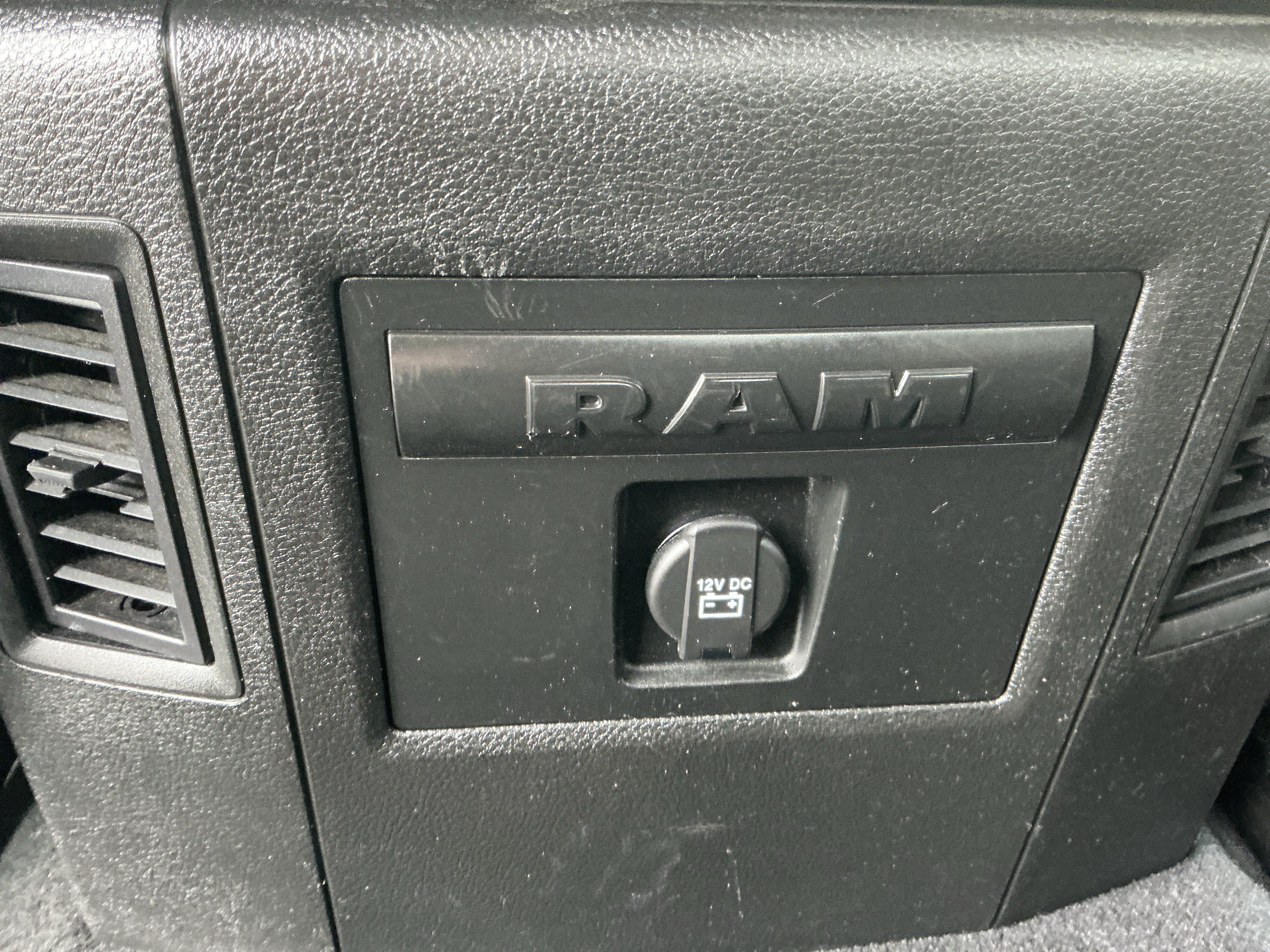 Used 2023 RAM 1500 Classic SLT w/ Trailer & Traction Group AWD/4WD image 12