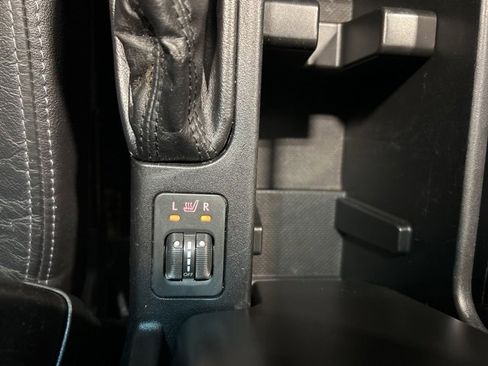 Used 2010 Subaru Forester 2.5XT Limited w/ Popular Equipment Group 1B image 18