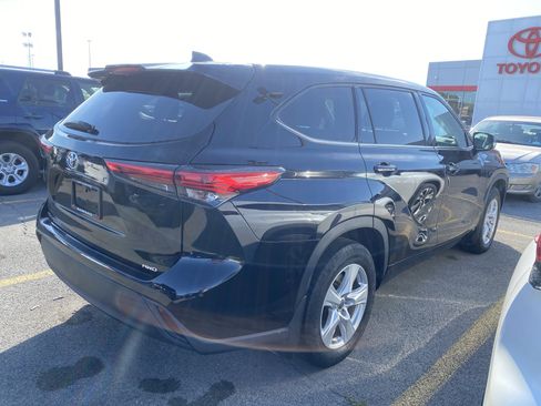 Used 2022 Toyota Highlander L image 5