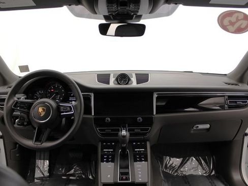 Used 2023 Porsche Macan Turbo AWD/4WD image 26