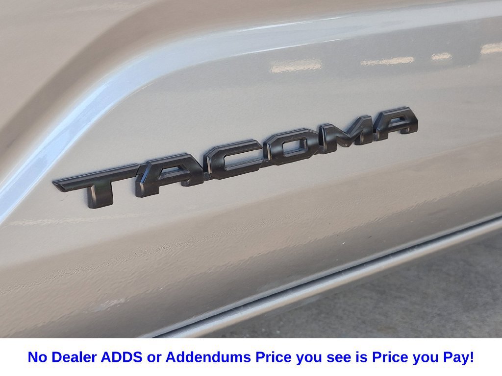 Used 2025 Toyota Tacoma TRD Off-Road AWD/4WD image 16