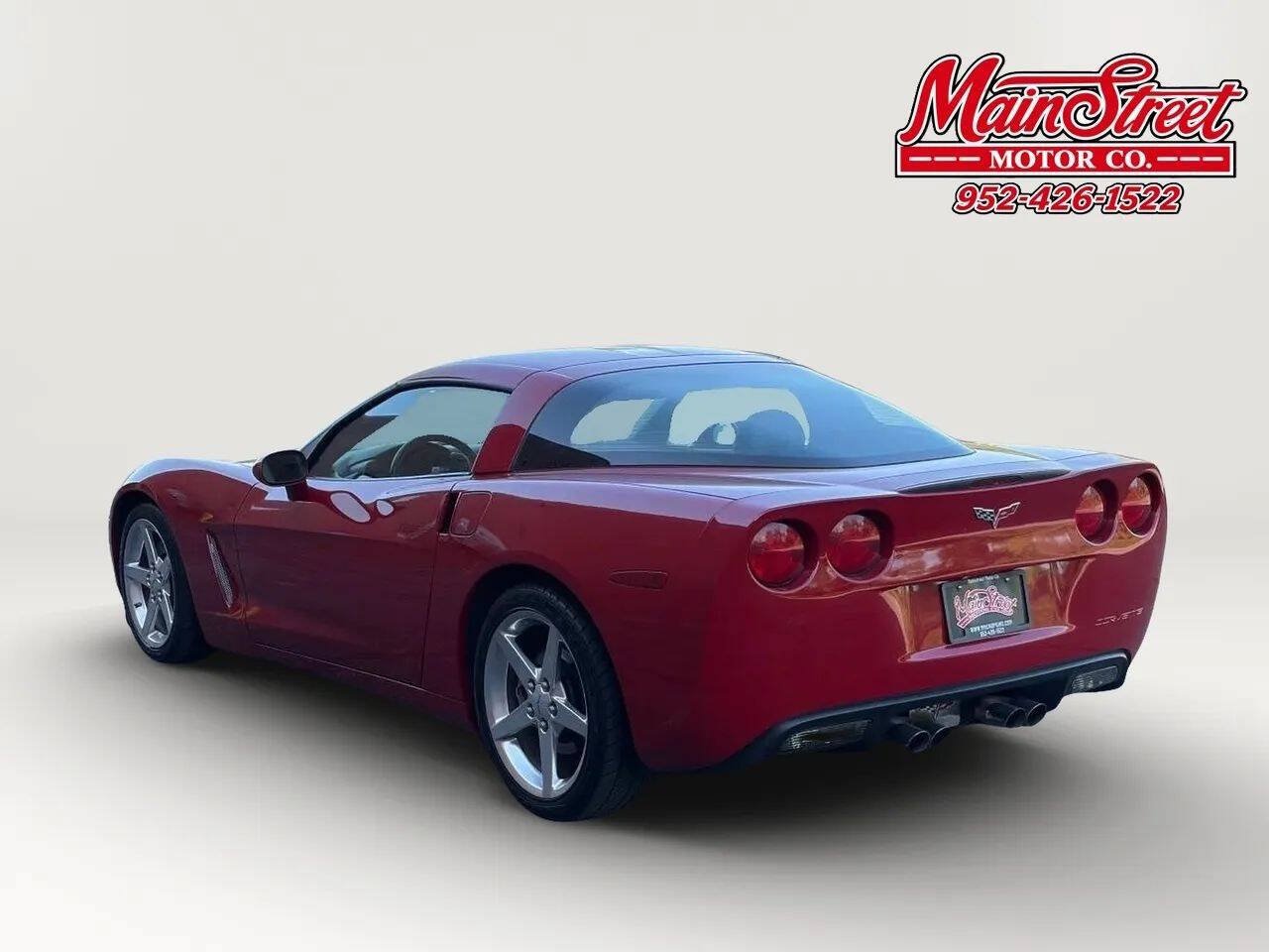 Used 2005 Chevrolet Corvette Coupe w/ Preferred Equipment Group RWD image 5