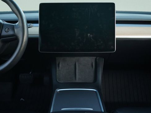 Used 2021 Tesla Model 3 Standard Range Plus image 51